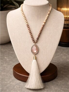 Loves Affect genuine stone THE ALIVIA TASSEL NECKLACE
